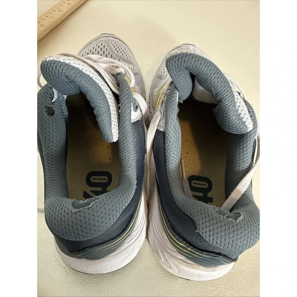 New Balance 840 Grey White Yellow Running Shoes ABZORB Women 9 READ DESCRIPTION